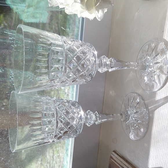 Galway Irish cut crystal water goblets 7 3/4" tall pair of 2 - Picture 2 of 3